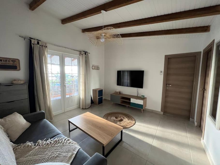 Apartamento Le Cosy Paletuvier Vieux-Bourg Exterior foto